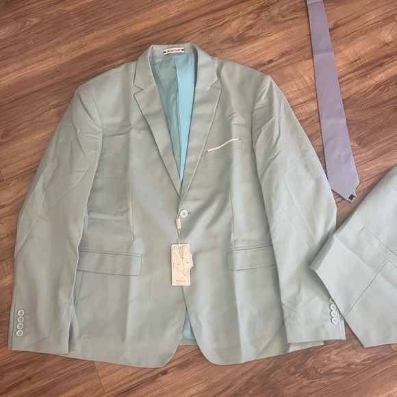 NWT Wehilion 4 Piece Suit Jacket Vest Pants with Tie, 2 Button Tuxedo Set sz 3XL - Picture 6 of 10
